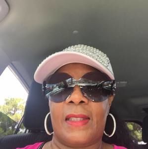 Meet your Posher, Deborah